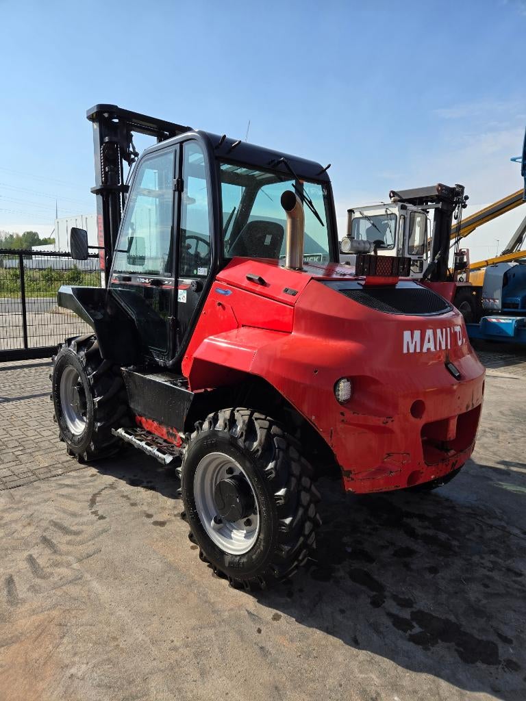 Manitou M30-4, Ophalen, 3000 tot 4000 kg, Diesel, MANITOU