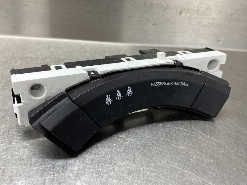 INTERIEUR DISPLAY Subaru Trezia (01-2011/-) (|8395052120|), Gebruikt, Subaru