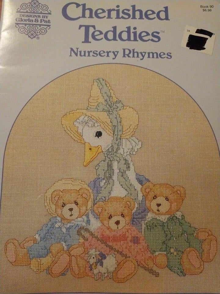 Comptines pour enfants Cherished Teddies - Livre 90, Enlèvement ou Envoi, Comme neuf, Broderies à la main, Patron