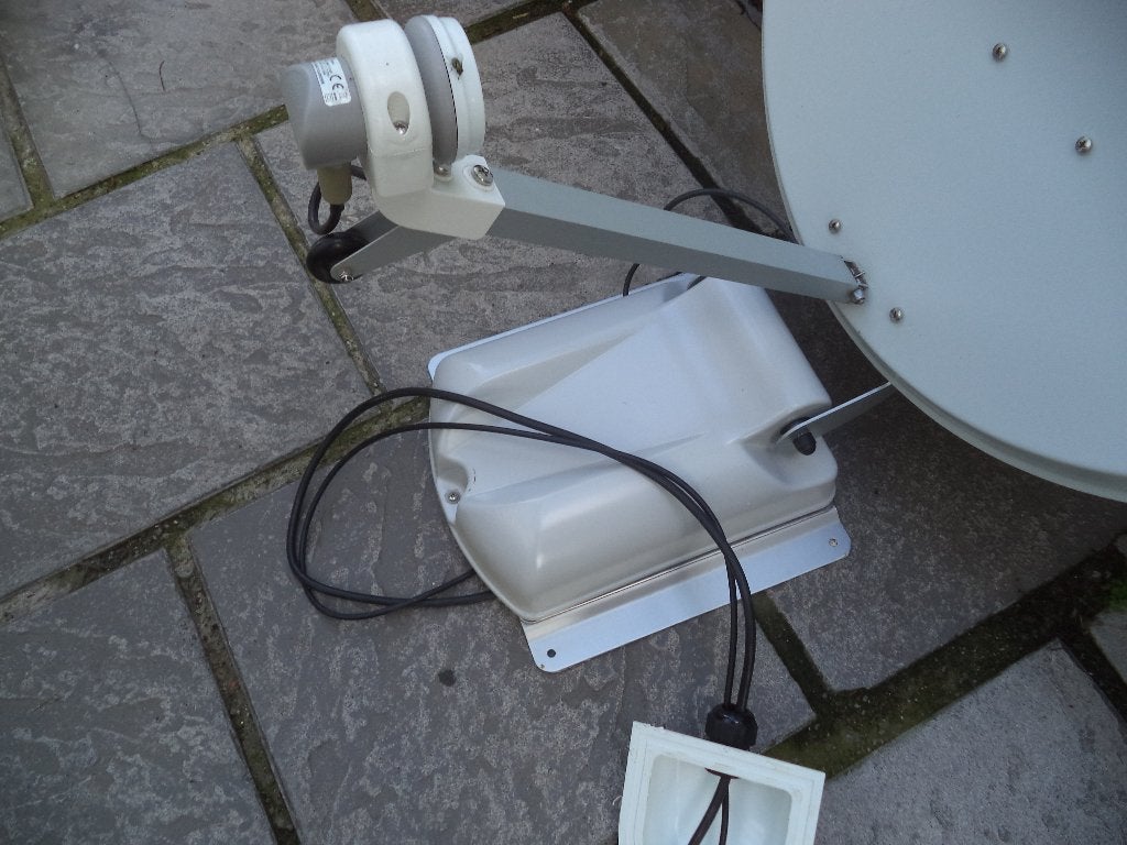 antenne parabole automatique, TV, Hi-fi & Vidéo, Enlèvement, Comme neuf, Antenne (parabolique)