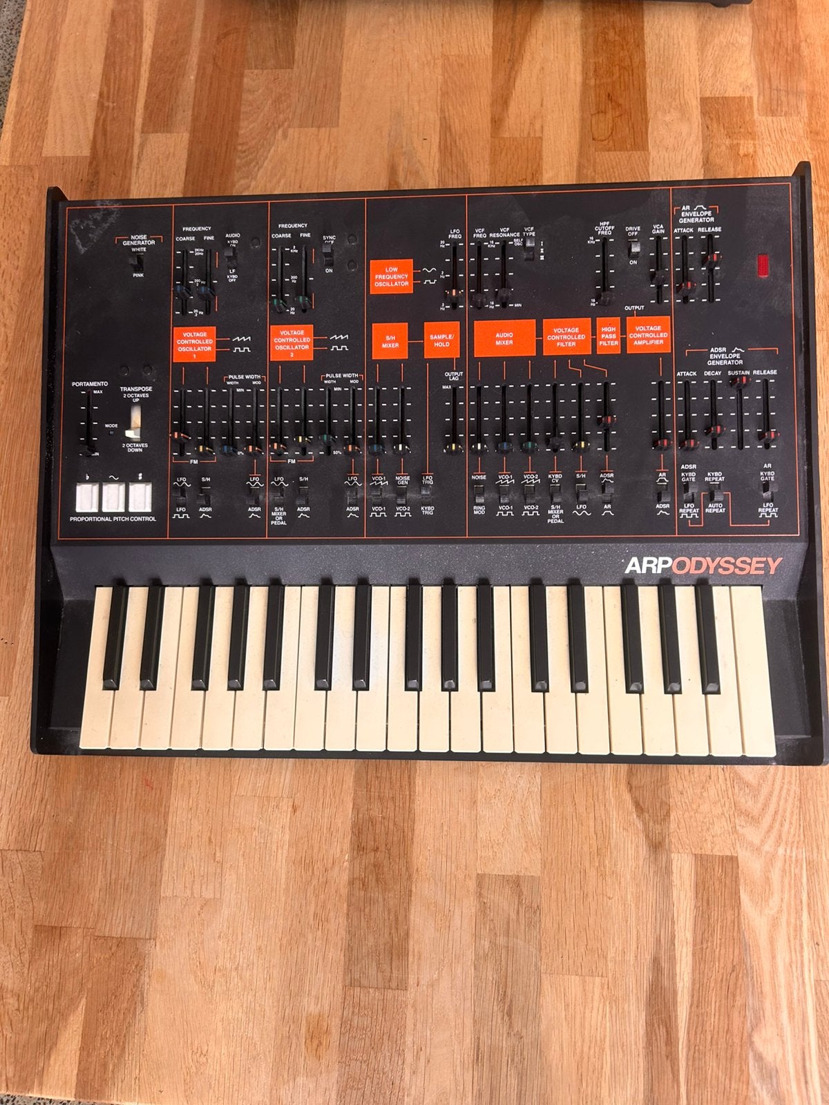 ARP Odyssey, Enlèvement, Utilisé, Autres marques