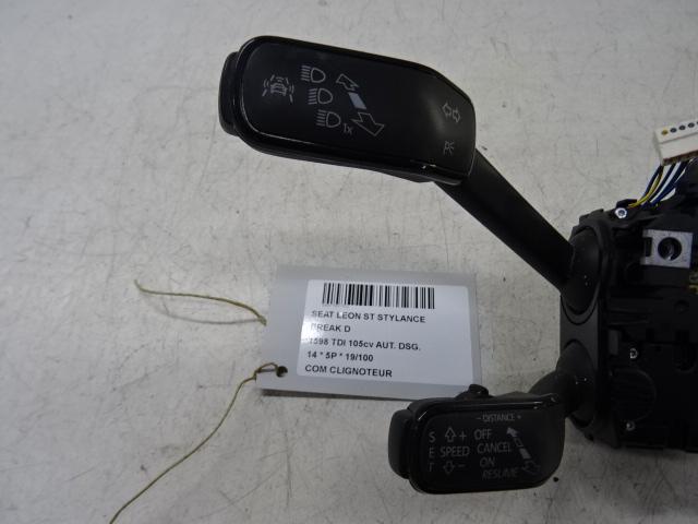 KNIPPERLICHTSCHAKELAAR Seat Leon ST (5FF) (01-2012/08-2020), Gebruikt, Seat
