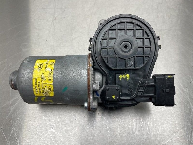 MOTEUR ESSUIE-GLACE AVANT Hyundai i10 (B5) (|98100B4000|), Utilisé, Hyundai