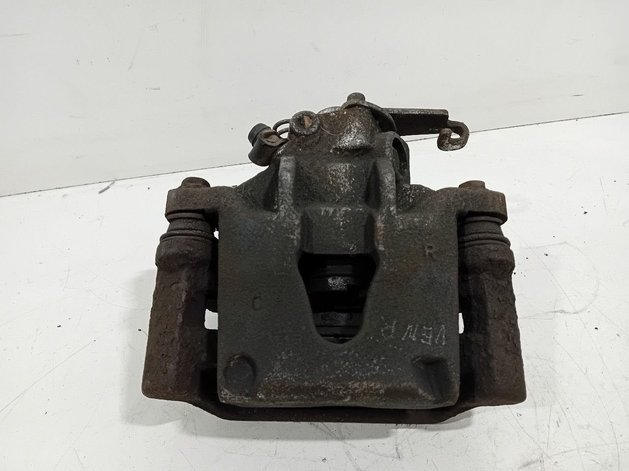 Remklauw rechts voor Opel Movano, Onderdelen@venauto.nl, Van der Ven Autorecycling B.V., Ettenseweg 76, 4706 PB Roosendaal, The Netherlands