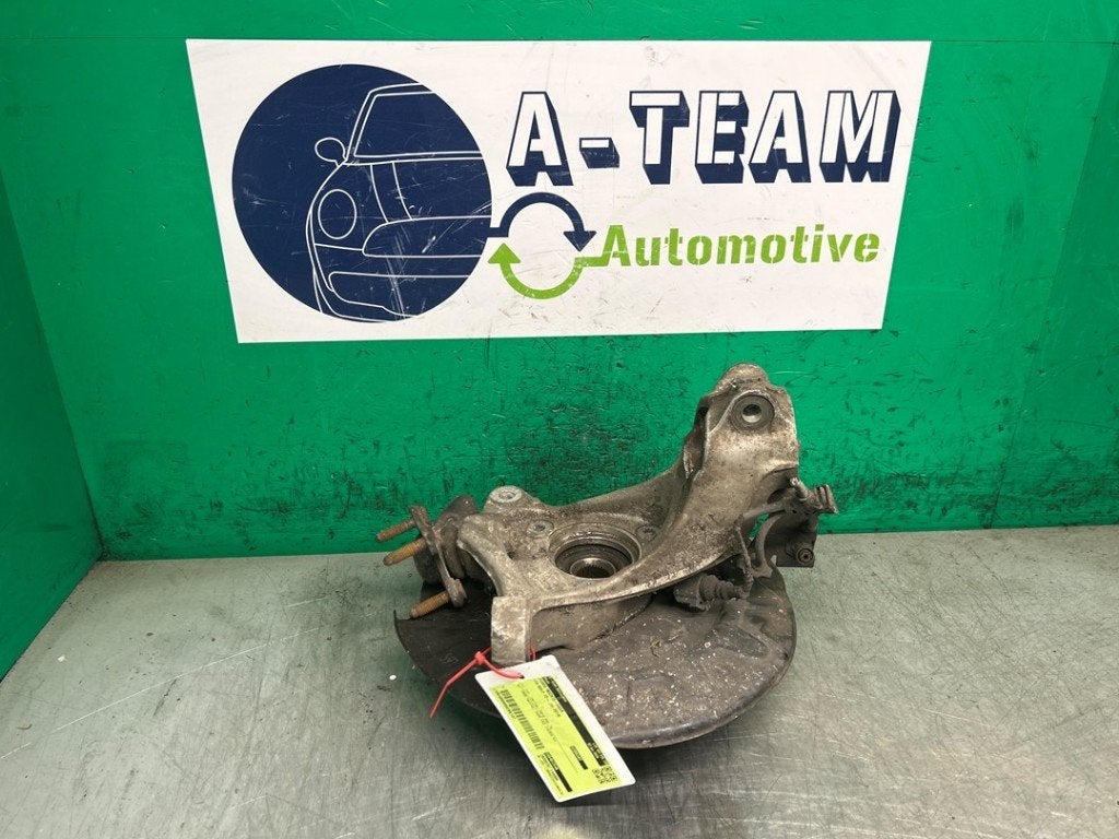 FUSEE AVANT DROITE Volkswagen Golf VII (AUA) (|5Q0407254A|), Volkswagen, Volkswagen AG, Utilisé, Kundenbetreuung@volkswagen.de