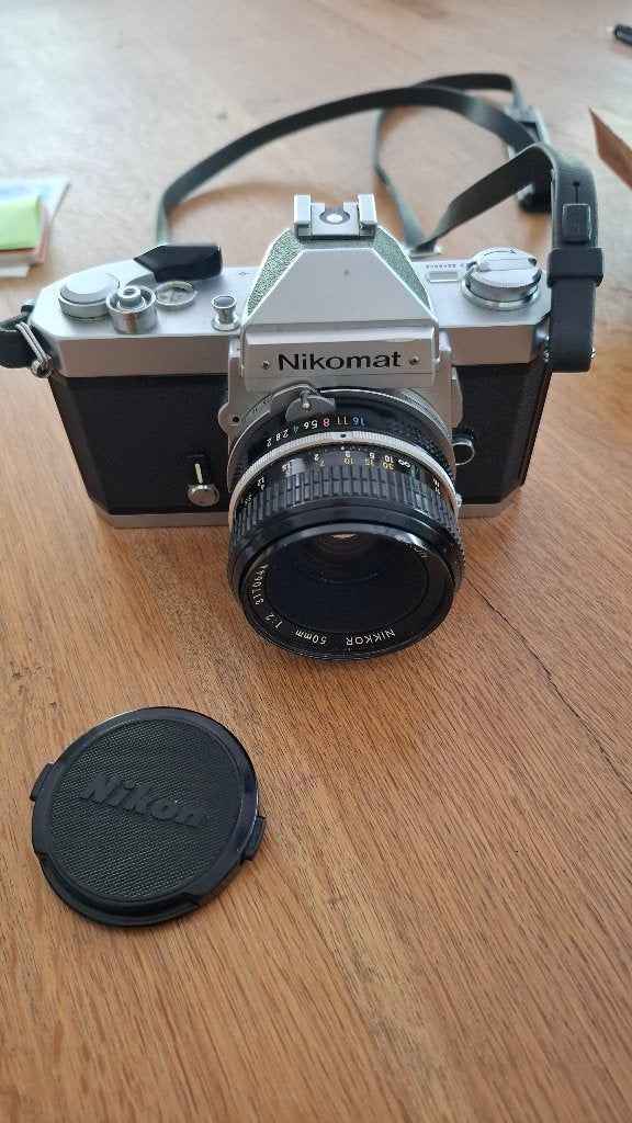 Nikormat camera met 50 mm f 2 lens, Audio, Tv en Foto, Ophalen of Verzenden, Zo goed als nieuw, Spiegelreflex, Nikon
