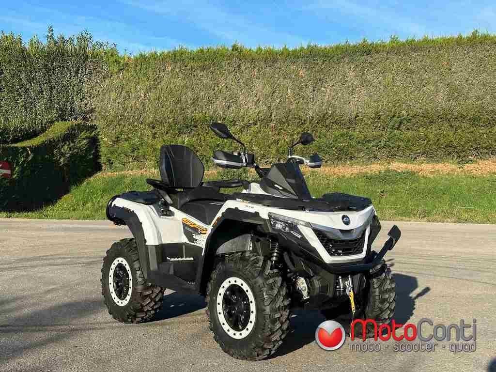 QJ MOTOR SFA 1000 Pro, 2 cilinders, Meer dan 35 kW, 1000 cc