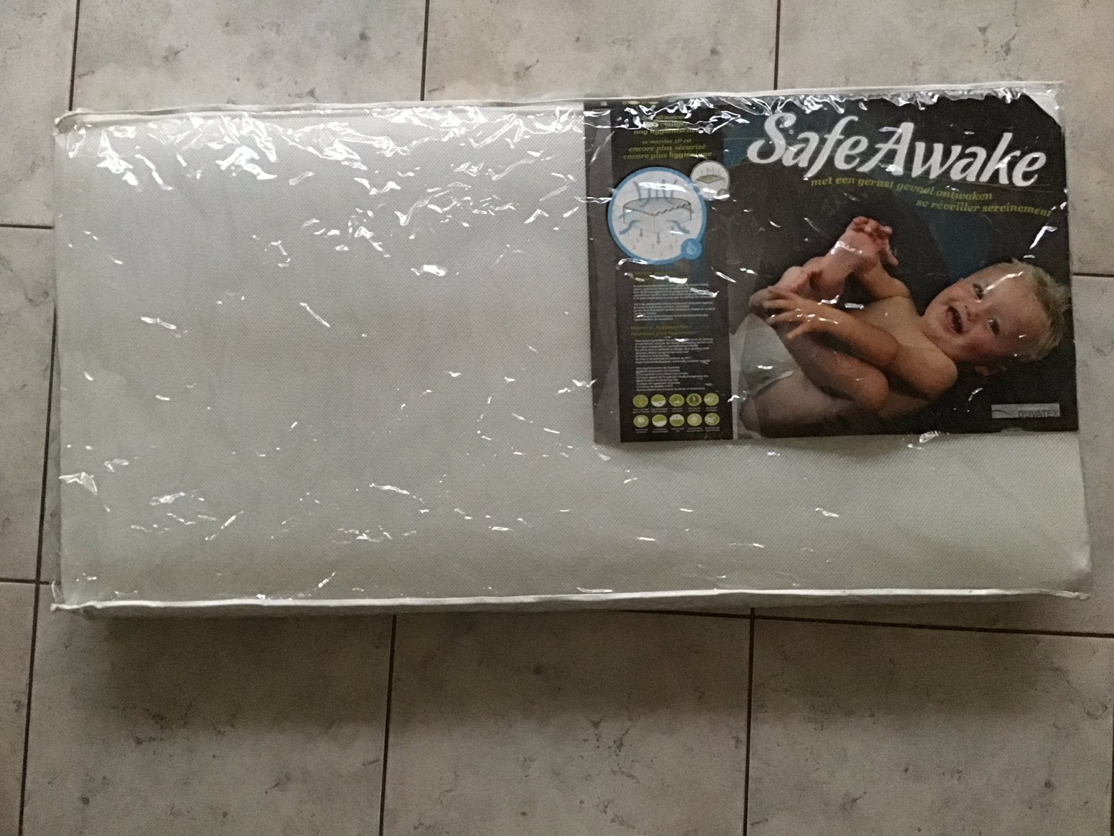 Matras Aerosleep baby 60 cm x120 cm, Ophalen, Zo goed als nieuw, Matras