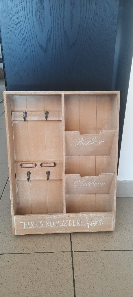 Wandrekje / sleutel- en brievenkastje in hout., Ophalen, Zo goed als nieuw