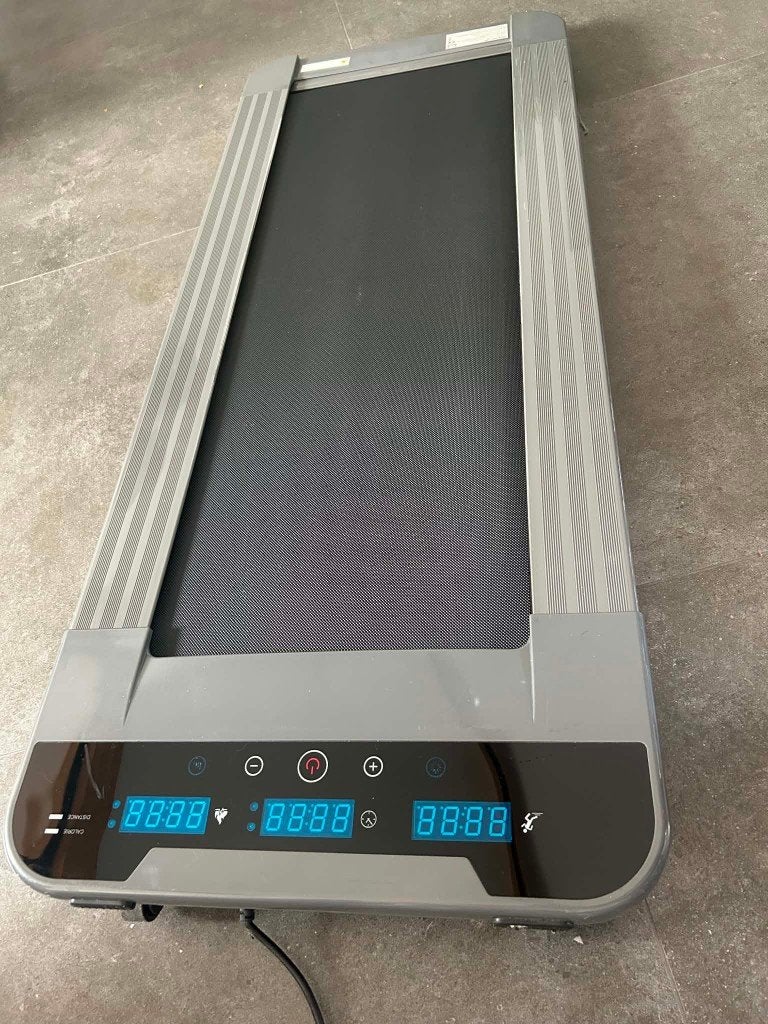 Tapis de marche électrique - télécommande - Excellent état, Sports & Fitness, Appareils de fitness, Enlèvement, Comme neuf, Jambes