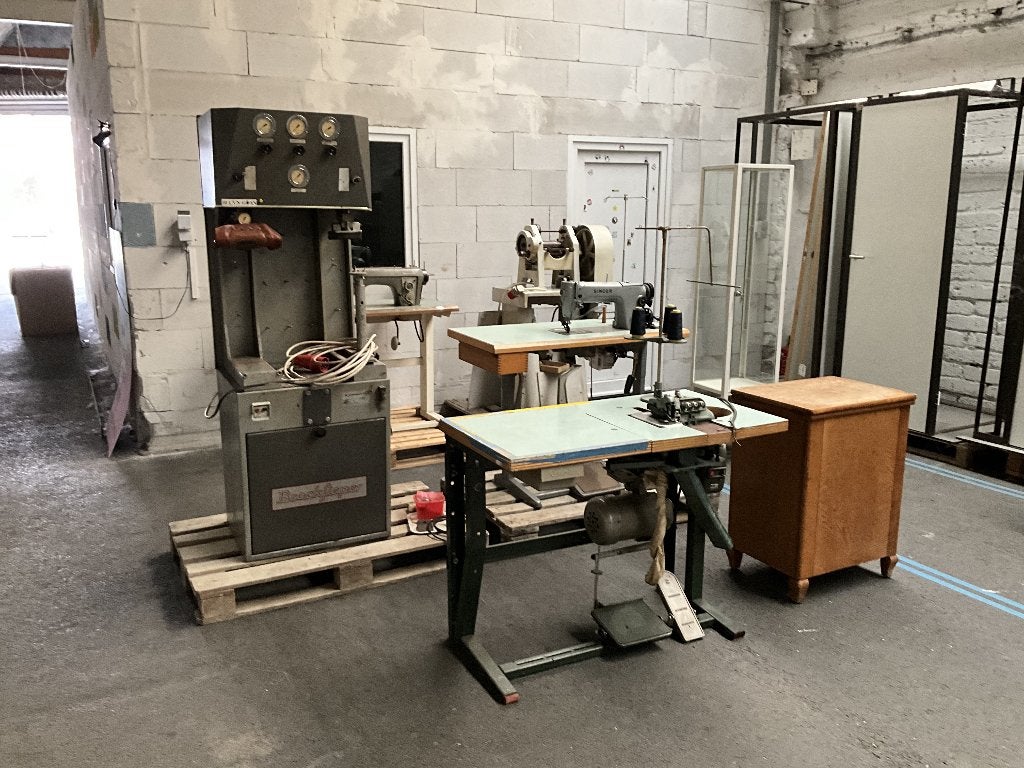 LOT van 6 machines voor leder- en schoenontwerper, Autres marques, Machine à coudre, Industrie, Enlèvement