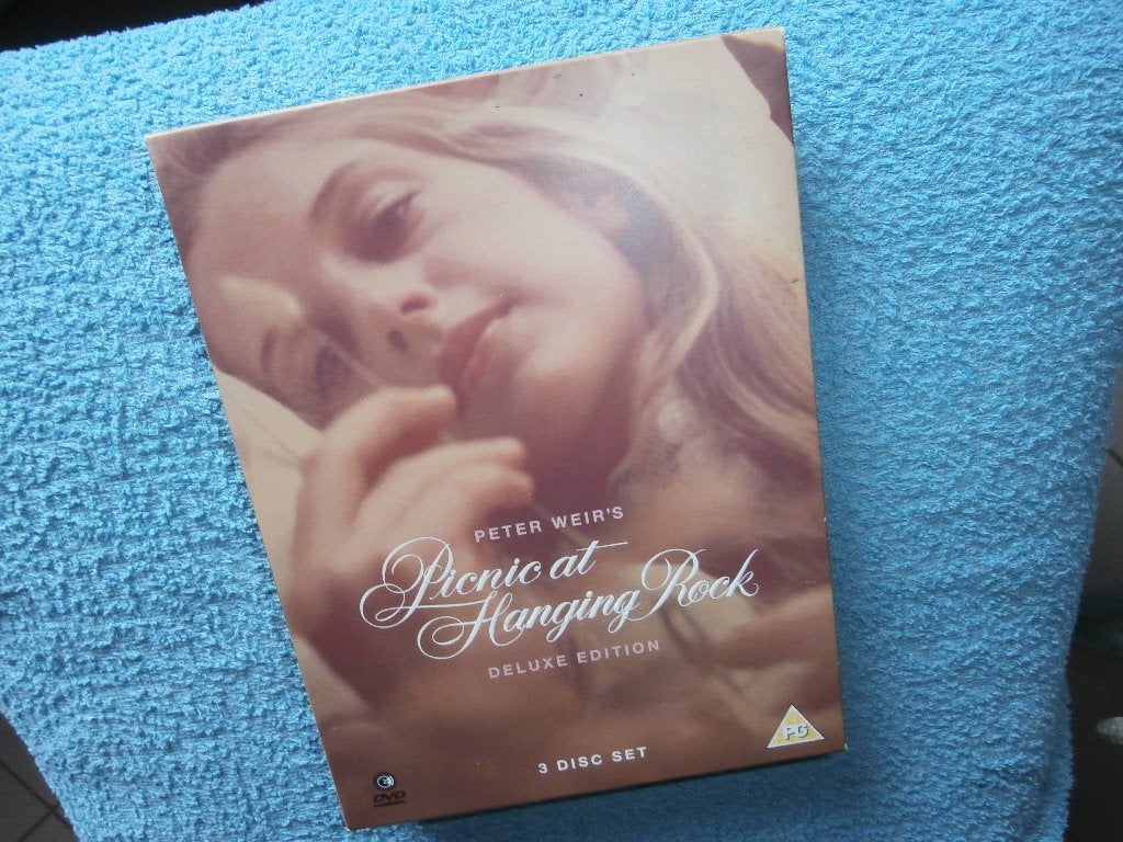 DVD - Picnic At Hanging Rock (1975) - Film van Peter Weir., CD & DVD, DVD | Drame, Enlèvement ou Envoi, Anglais, Anglais, Comme neuf