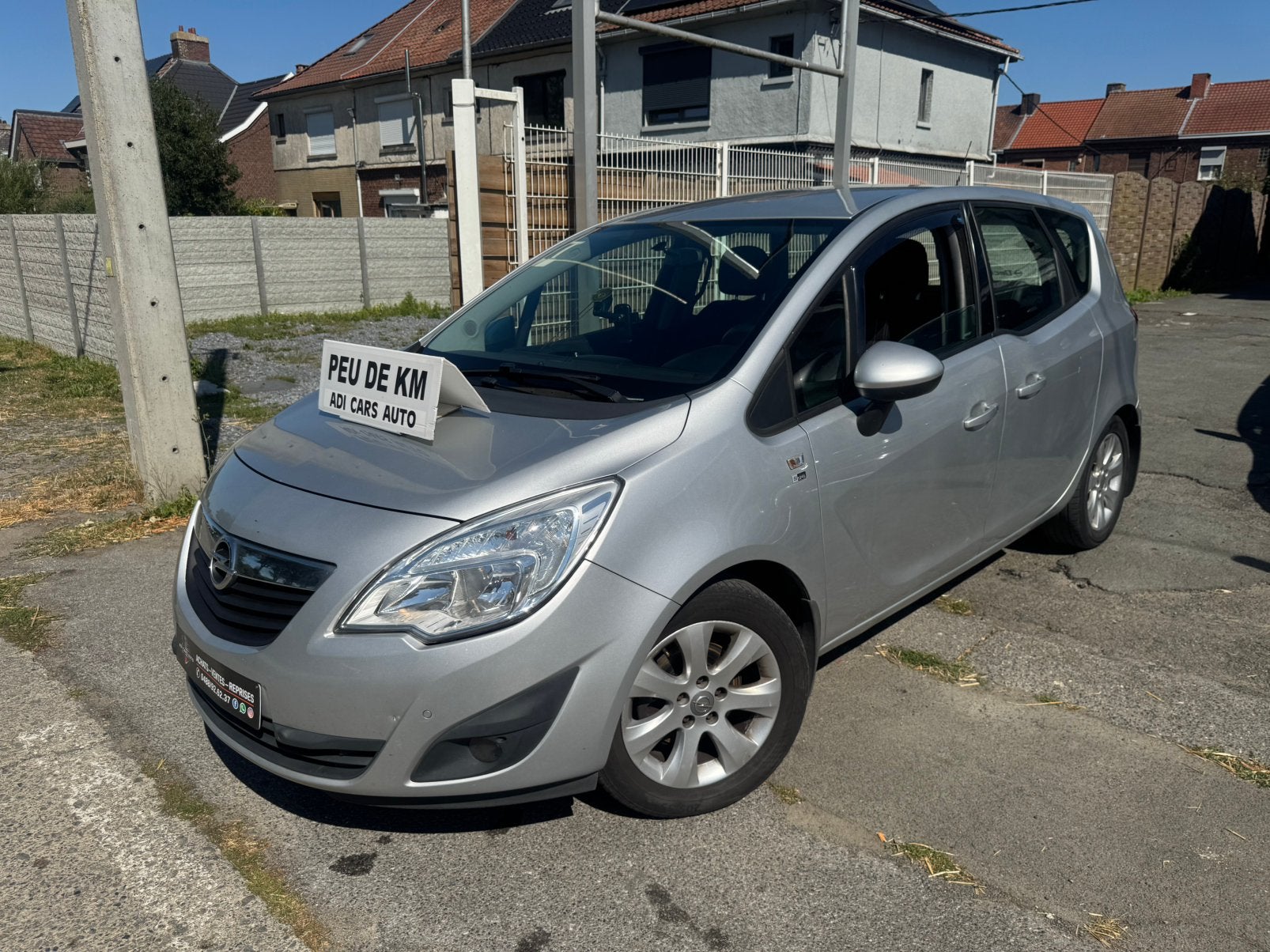 Opel meriva 1.4 essence 2012 140.000km roule tres bien, Auto's, Opel, Euro 5, Zwart, 4 cilinders, Leder