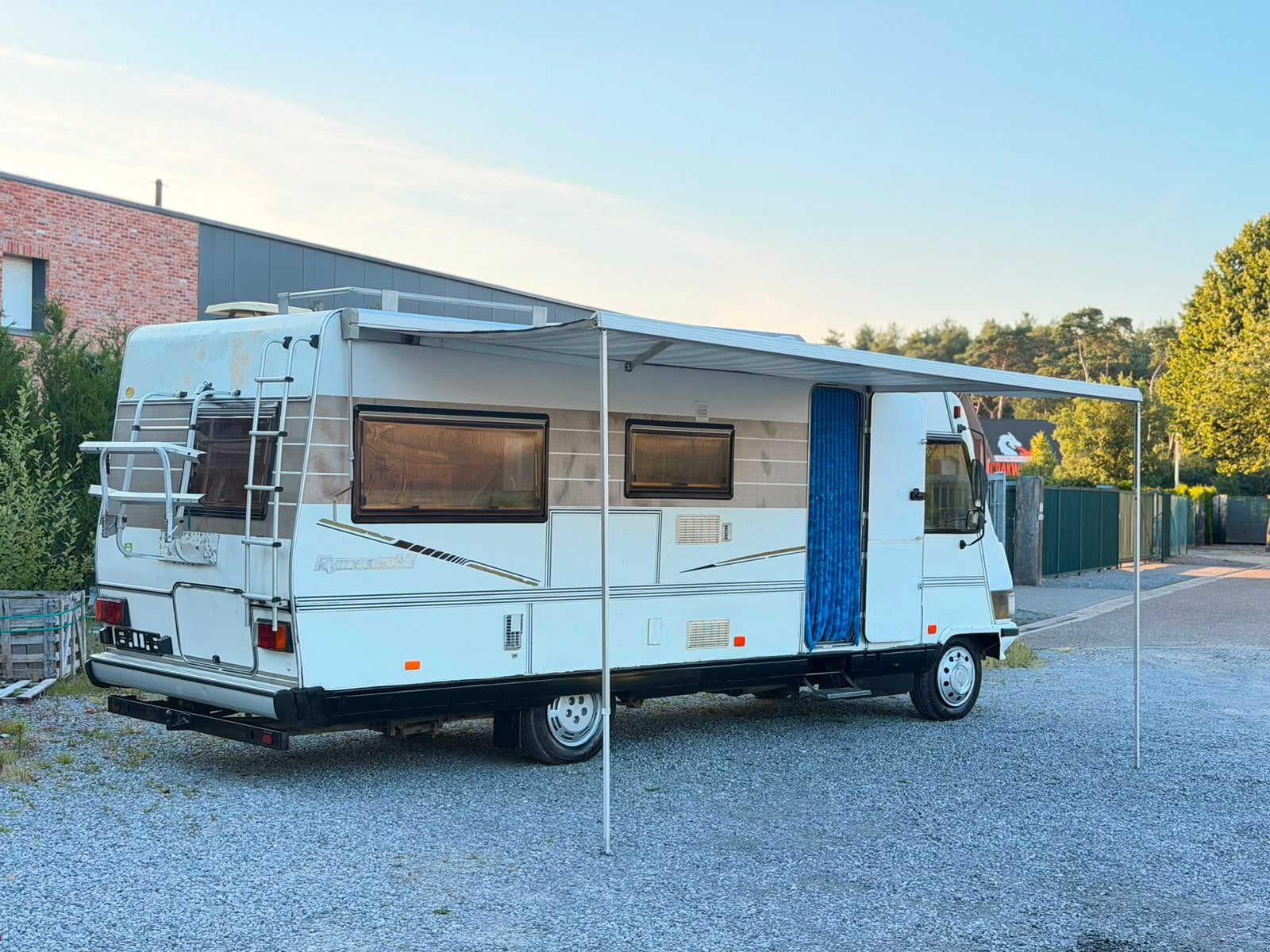 Fiat Ducato Hymer-Mobilhome /6persoons/rijbewijs B/160.000km, Caravans en Kamperen, Fietsendrager, Diesel, Particulier, Audio installatie