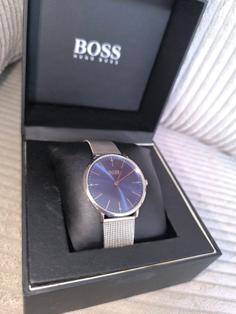 Hugo boss, Bijoux, Sacs & Beauté, Montres | Hommes, Montre-bracelet, Autres marques, Enlèvement ou Envoi, Acier