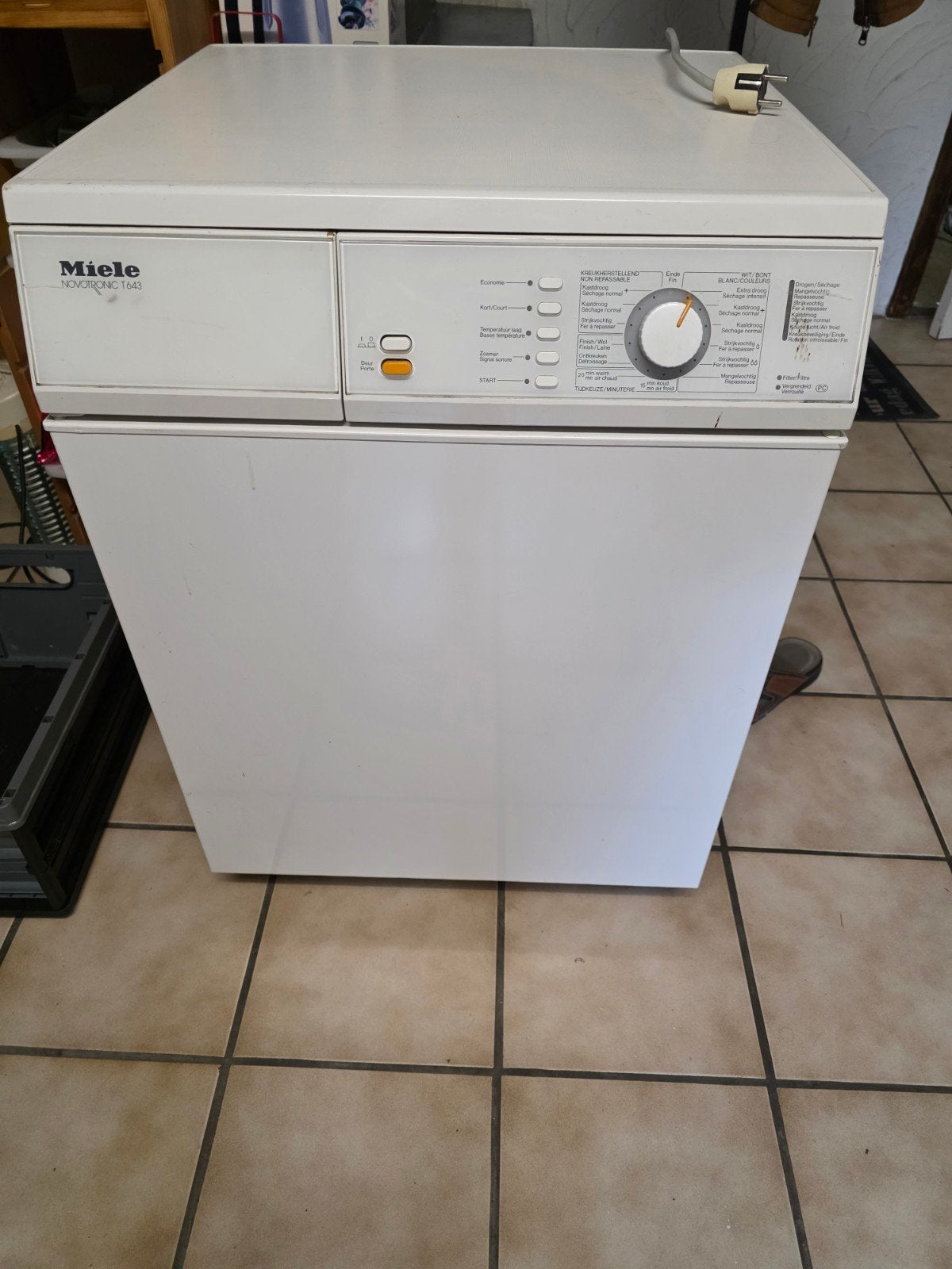 Sèche linge Miele Novotronic T643, Ophalen