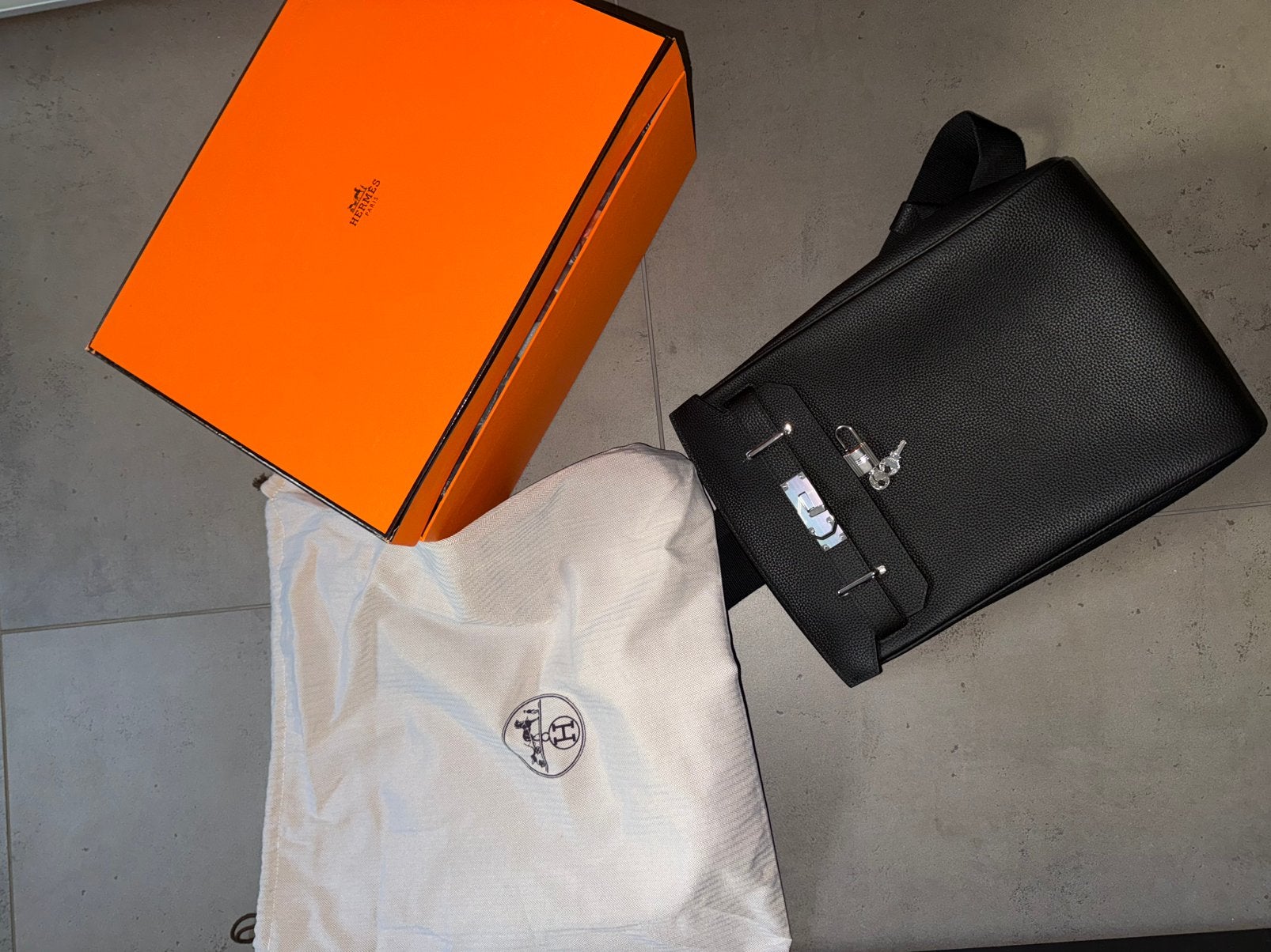 Hermes Sac a dos GM, Bijoux, Sacs & Beauté, Porte-monnaie & Portefeuilles, Enlèvement, Neuf