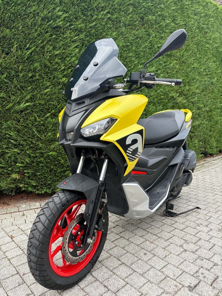 Occasie Aprilia SR GT 125 Sport, ABS, Occasion, Permis Moto A1 minimum, 1 cylindre