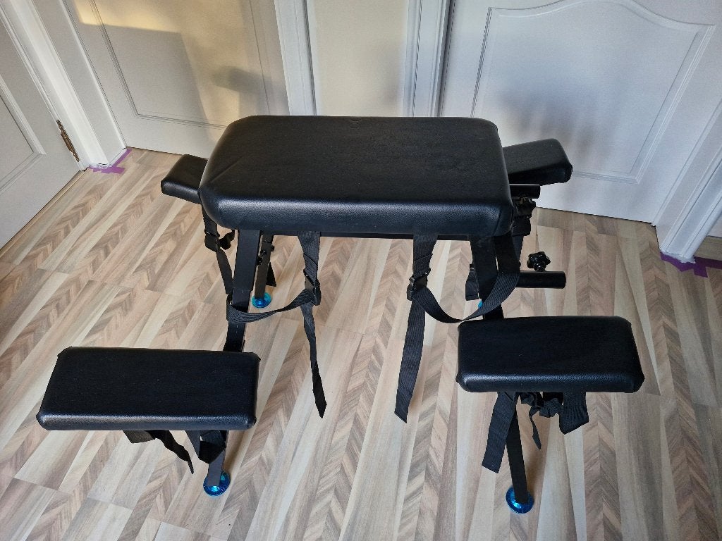 Seks Bench in nieuwstaat uit showroom, Ophalen, Zo goed als nieuw