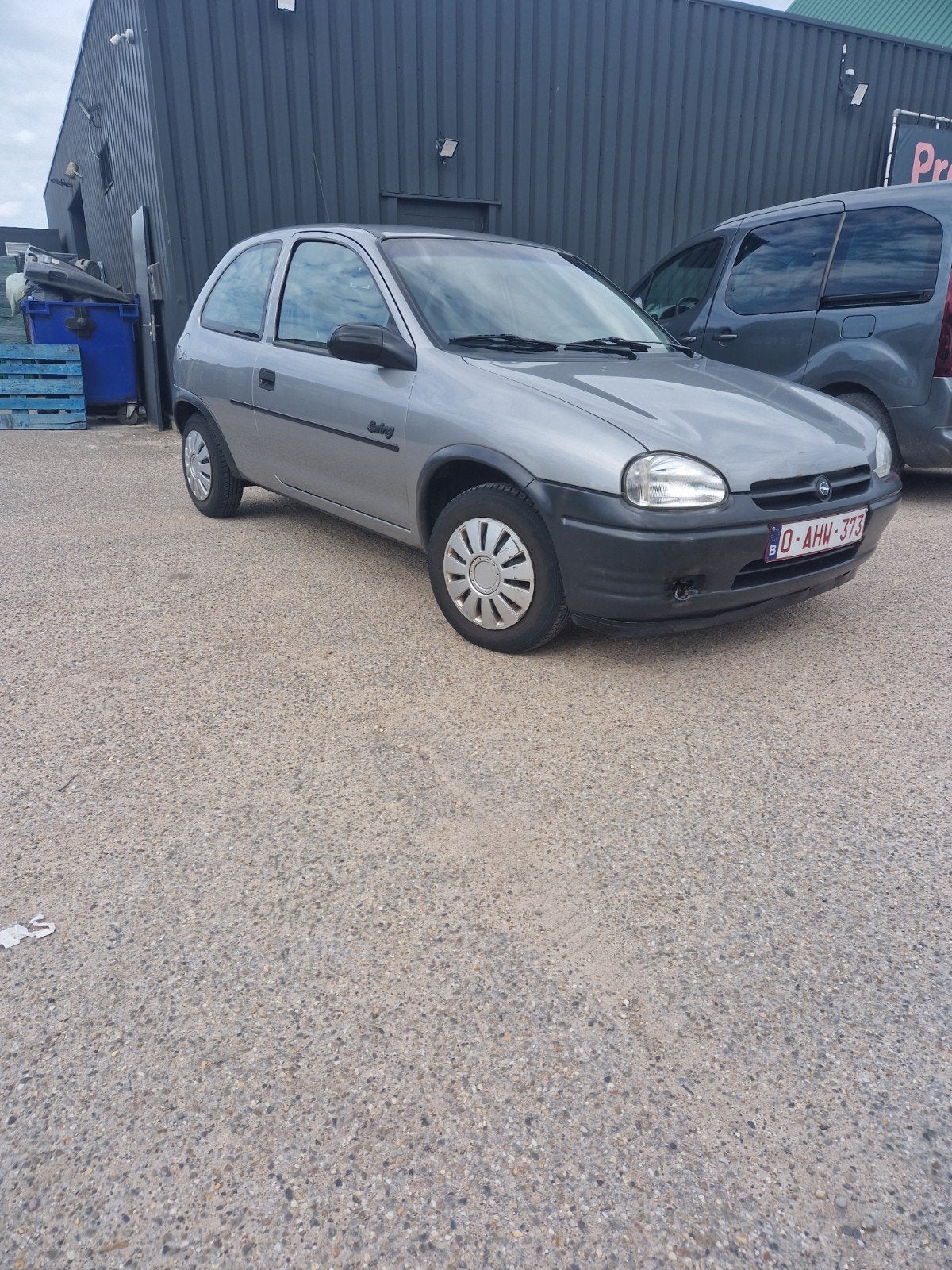 Opel Corsa 1995 Oldtimer, Argent ou Gris, Achat, Boîte manuelle, 5 places