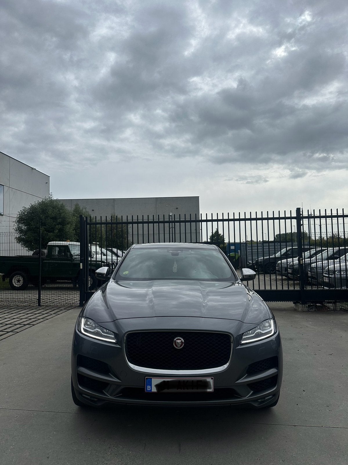 Jaguar f-pace 2017 180pk full option, Auto's, Automaat, 4 cilinders, Leder, Particulier