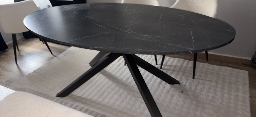 Table à manger, Effet marbre noir et blanc, 150 à 200 cm, Cinq personnes ou plus, Comme neuf