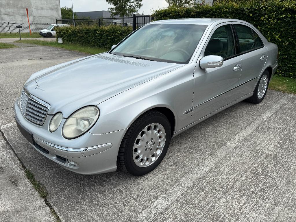 Mercedes W211 E200 CDI –Automatique – Elegance - Carnet, Autos, Mercedes-Benz, Particulier, Classe E, ABS, Airbags, Air conditionné