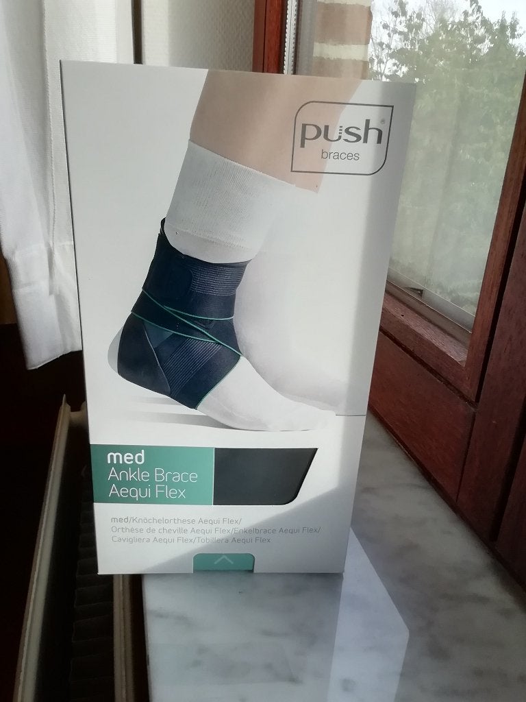 Nieuwe T1 PUSH MED AEQUI FLEX rechter enkelbrace, Ophalen of Verzenden, Nieuw
