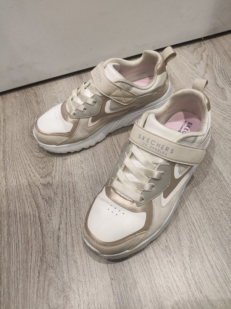 Slechts maar 36 als nieuw, Skechers, Sneakers et Baskets, Comme neuf, Enlèvement