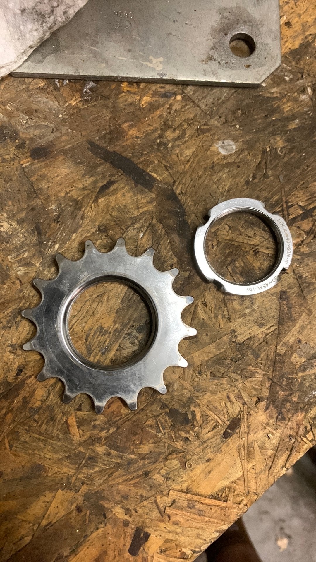 Fixie sprocket 16t, Ophalen