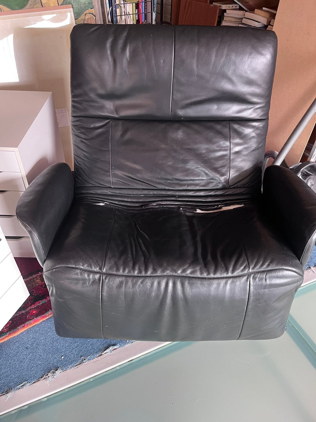 GRATIS: Jori Loveseat – Mechaniek oké, leer gescheurd, Ophalen, Gebruikt, Leer