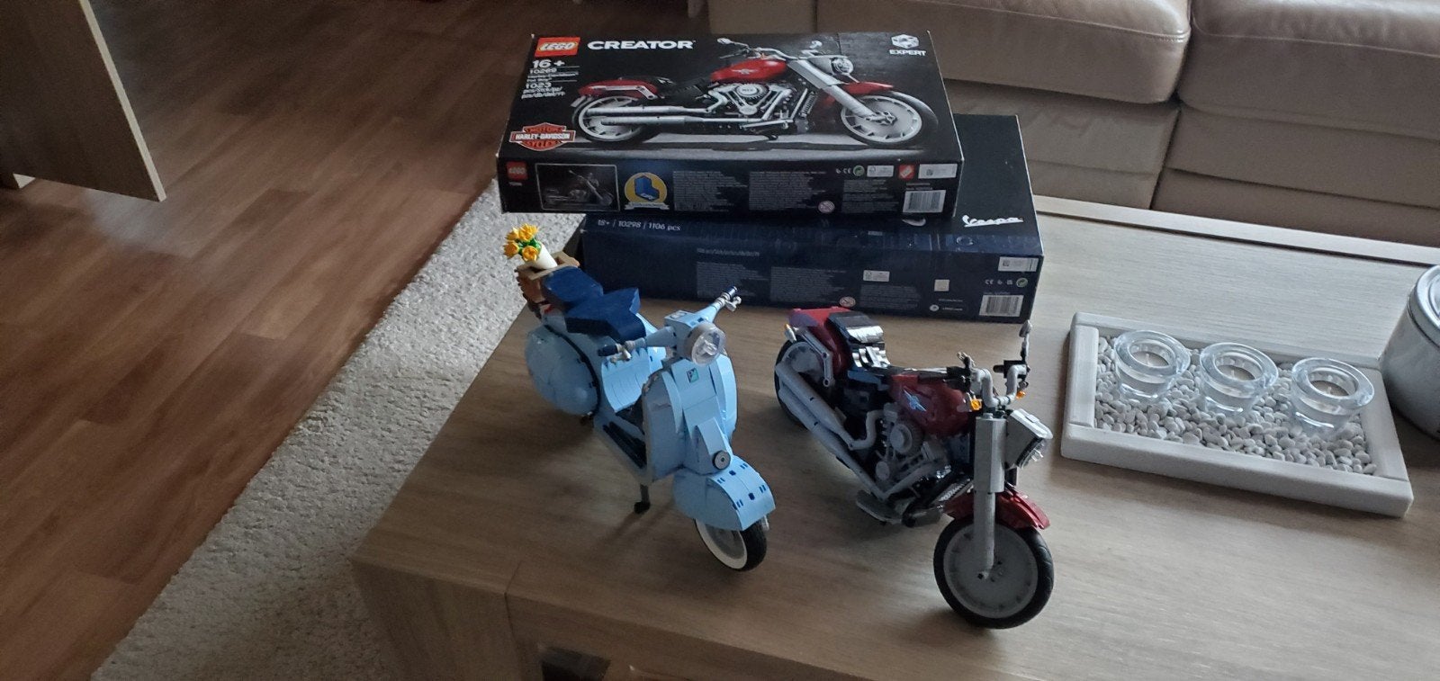 Lego 10269 Harley Davidson
Met doos , boekjes en spareparts., Ophalen of Verzenden, Lego