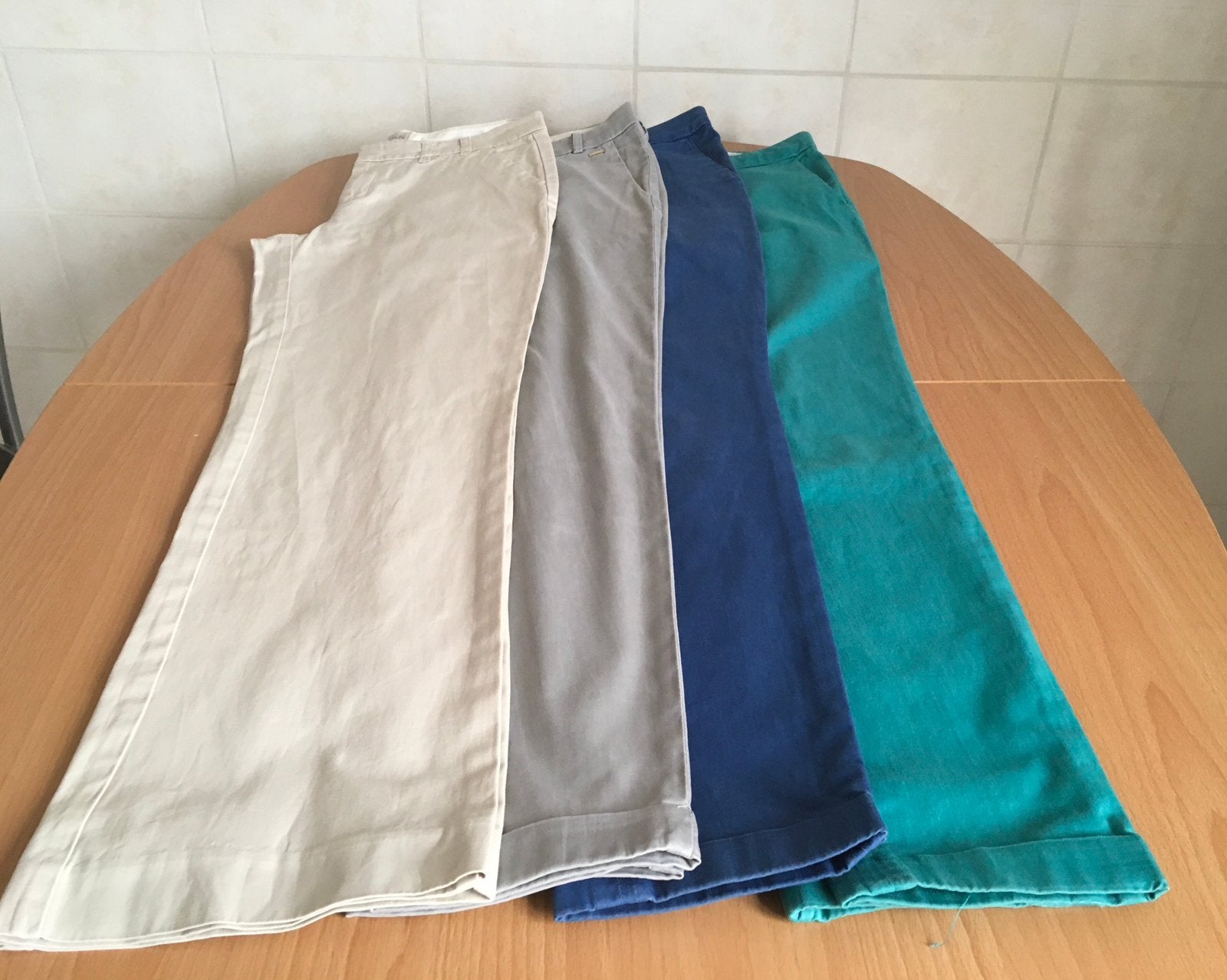 Broeken - ESPRIT ) maat 30/4, Kleding | Dames, Broeken en Pantalons, Ophalen, Zo goed als nieuw