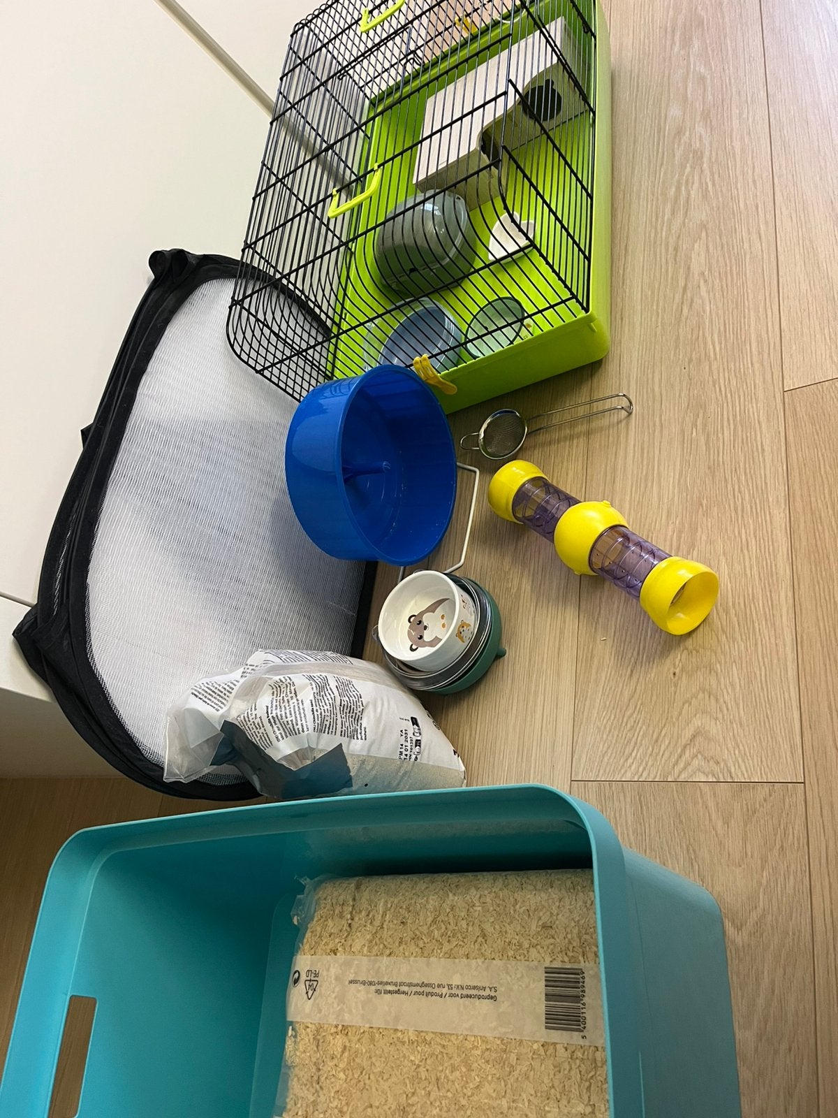 Cage à hamster avec des objets, Enlèvement, Utilisé, Cage, Hamster
