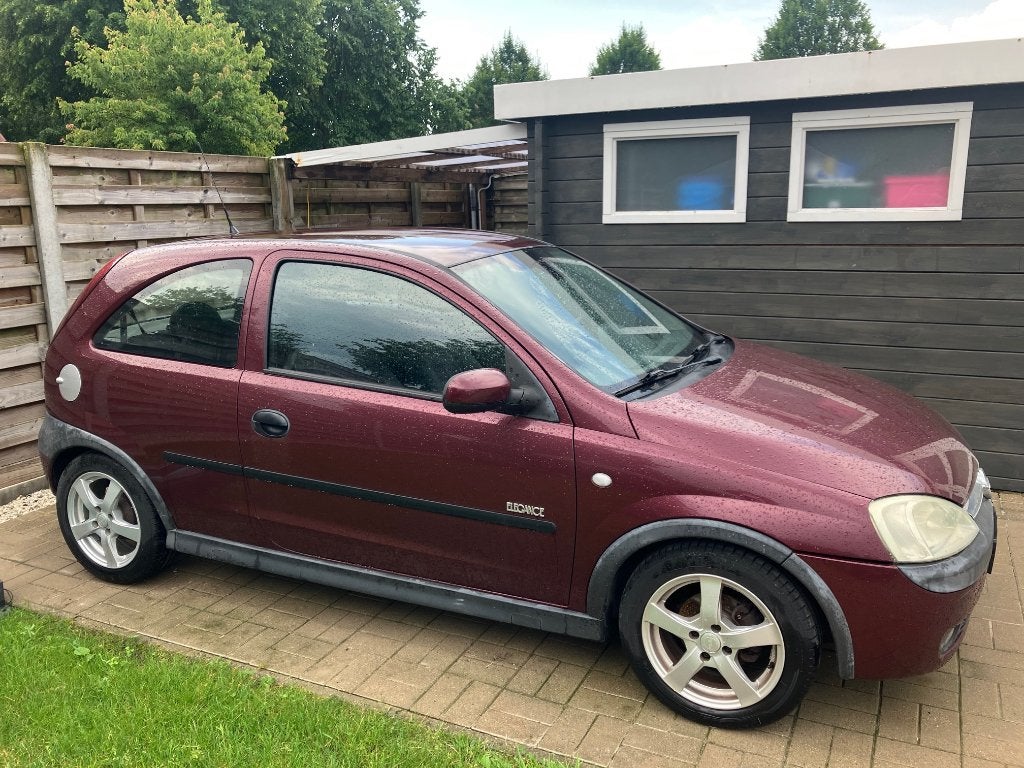 Opel corsa 1.2 hatchback automaat !!, Autos, Opel, Particulier, Corsa, ABS, Airbags, Air conditionné, Bluetooth, Verrouillage central
