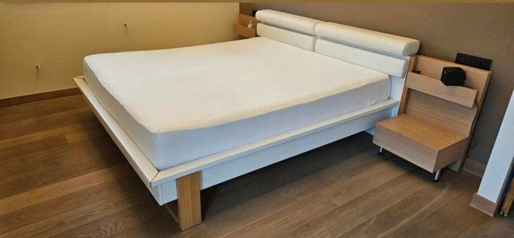 Bed Hülsta 180x200, Huis en Inrichting, Ophalen