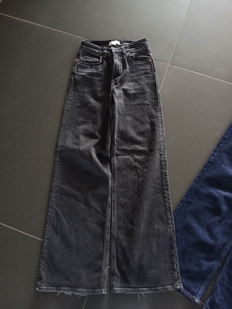 jeans H&M maat 34, Ophalen of Verzenden, Zo goed als nieuw, Zwart