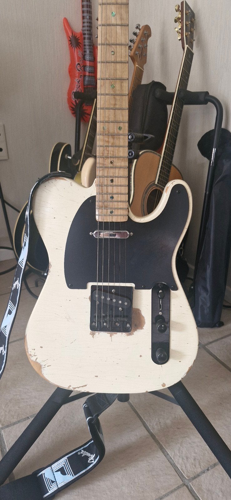 telecaster replica en een musicman sterling cutlass, Musique & Instruments, Instruments à corde | Guitares | Électriques, Enlèvement