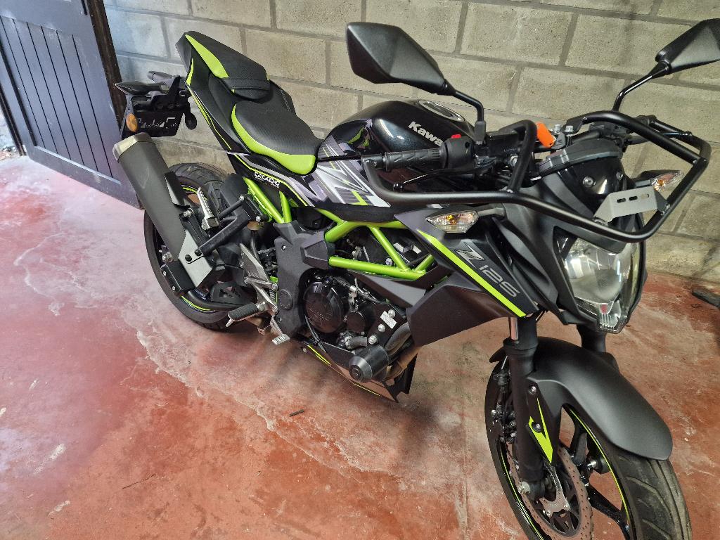 Kawasaki Z 125 Performance 2021, Gebruikt, Particulier, 125 cc, 11 kW of minder