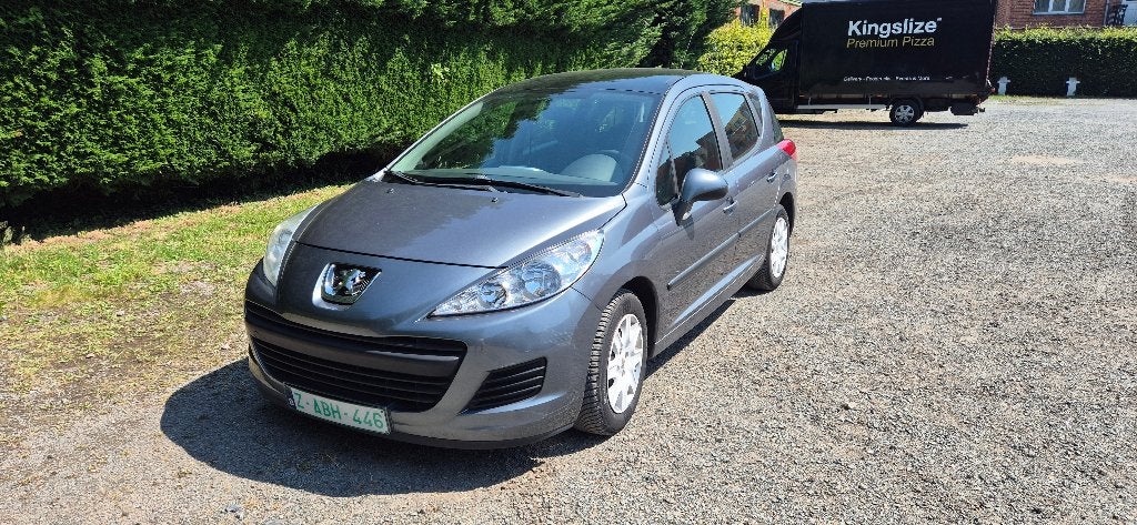 Peugeot 207 1.4 Benzine – Bouwjaar 2011 – 184.000 km, Euro 5, 4 cilinders, Zwart, Bedrijf