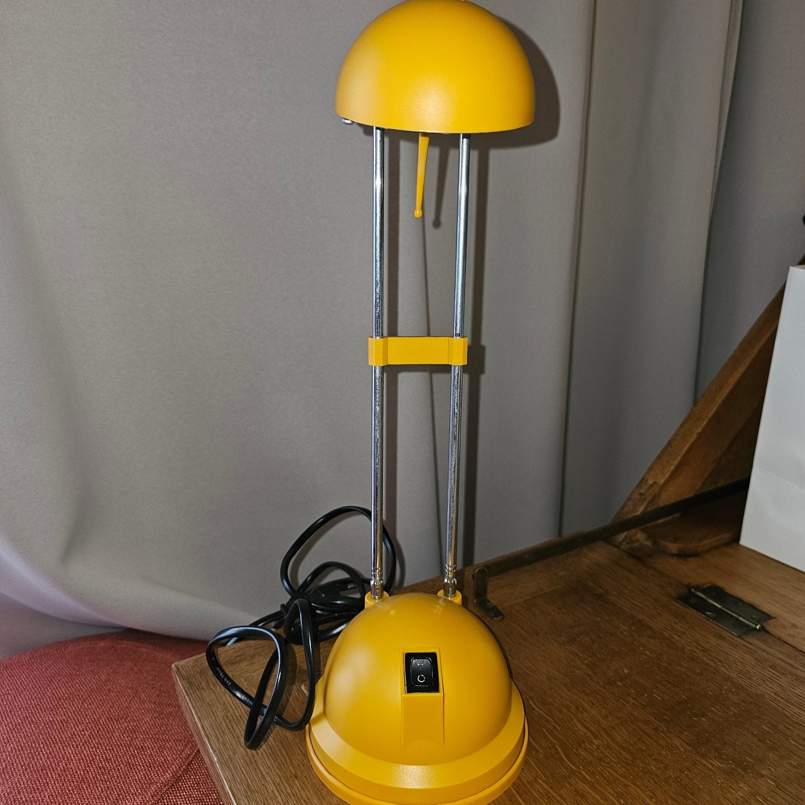 Retro. Bureau. Lamp. Geel., Ophalen of Verzenden, Zo goed als nieuw, Kunststof