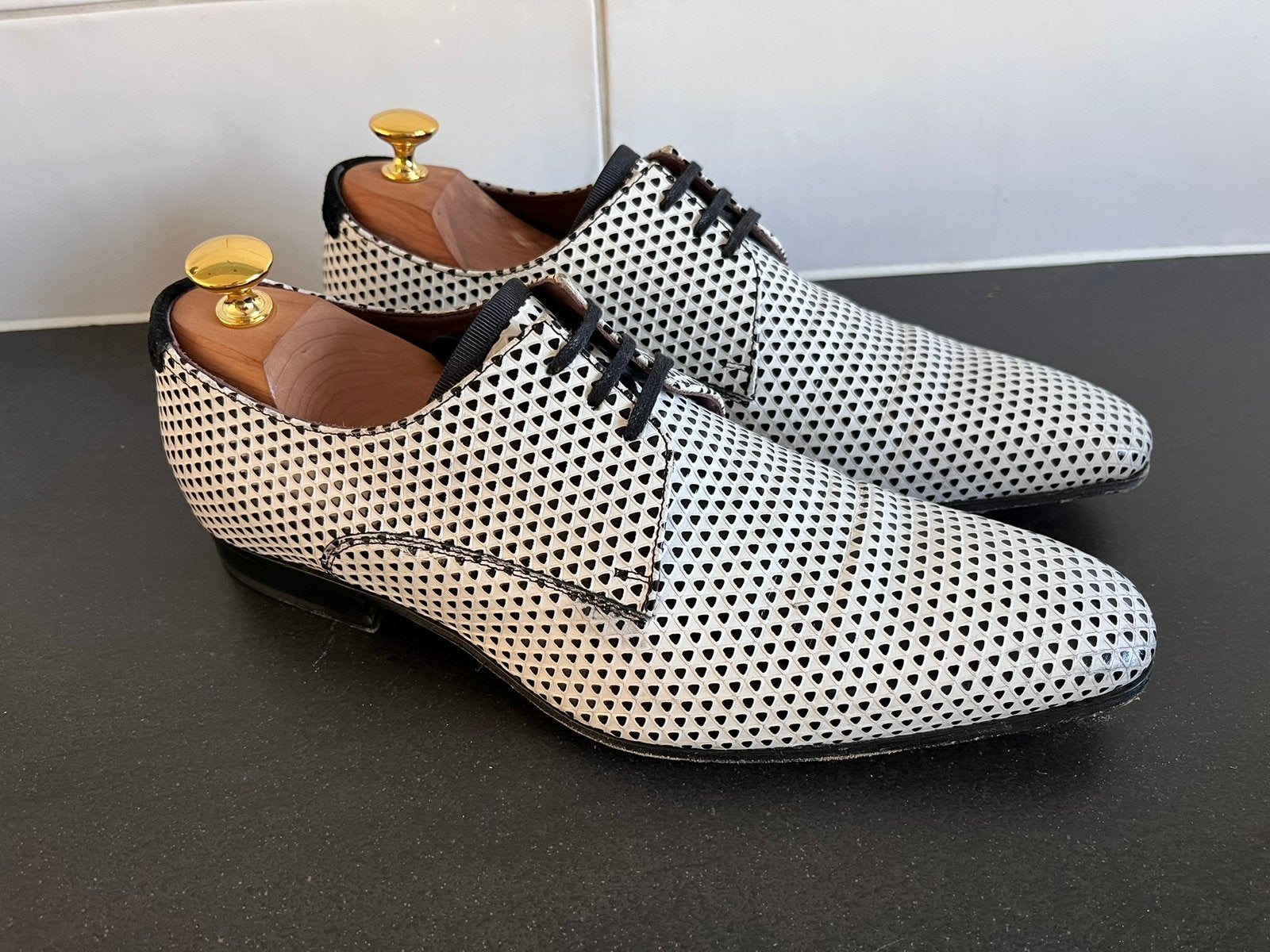 Floris van Bommel herenschoenen maat 8 / 42, Kleding | Heren, Wit, Ophalen of Verzenden, Zo goed als nieuw, Veterschoenen