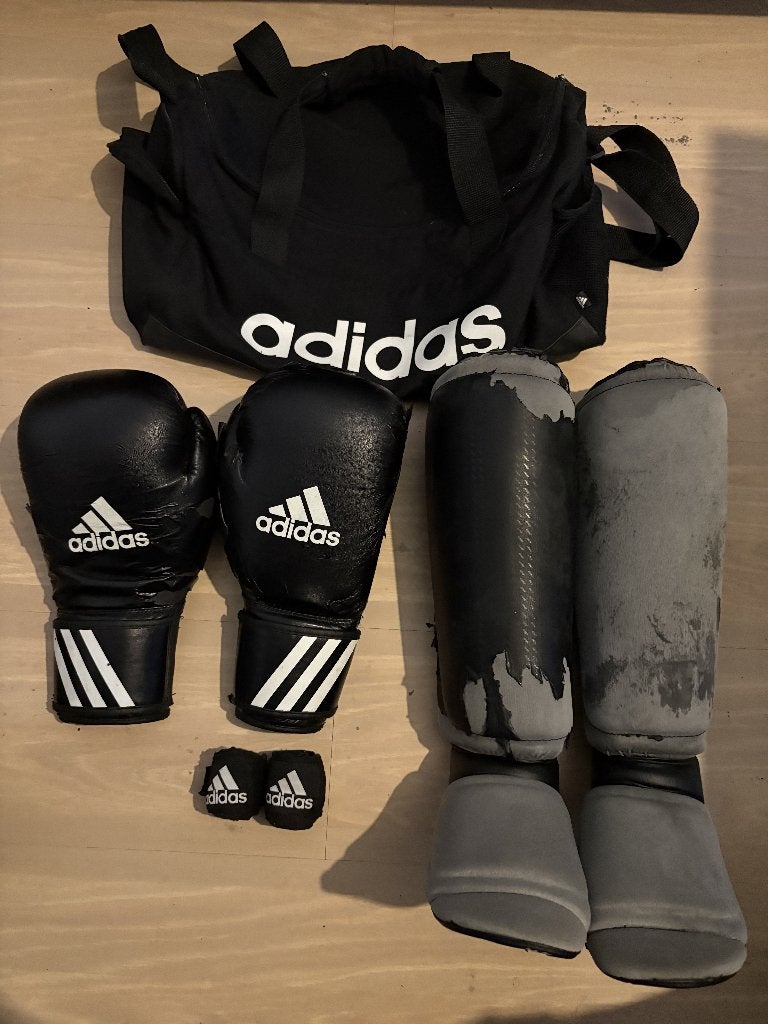 Adidas Speed 50 L/R + OUTSHOCK L/R + 2 Wraps + Adidas Tas, Sport en Fitness, Overige Sport en Fitness, Ophalen, Gebruikt