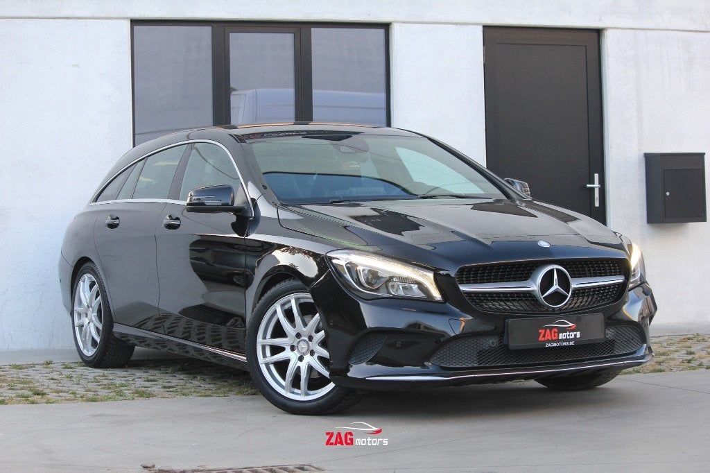 Mercedes CLA 180 Urban | 93.000km | Automaat | LED | Navi, Auto's, Mercedes-Benz, 4 cilinders, 1600 cc, Leder en Stof, Zwart