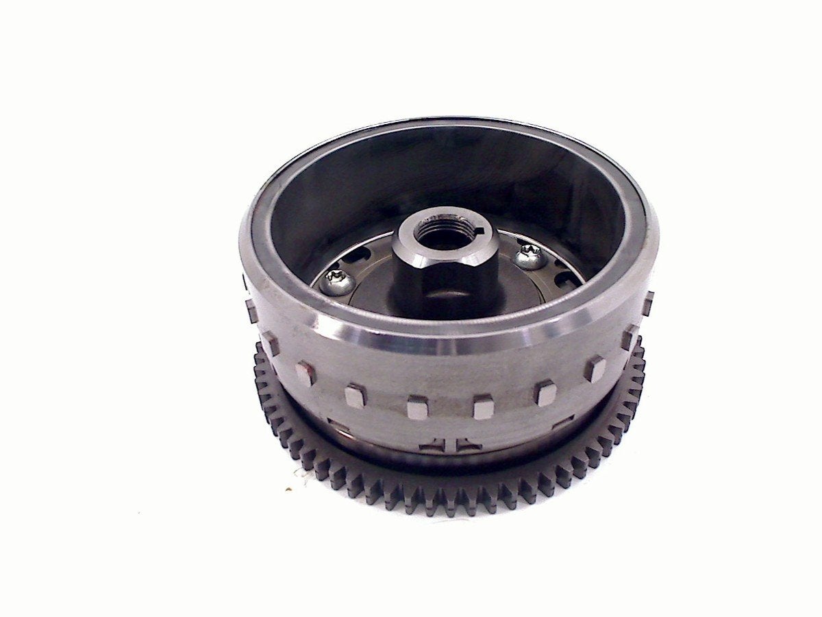 VOLANT MOTEUR Suzuki DL 650 V-Strom 2007-2011 (DL650), Motos, Dhr. S. di Majo, Utilisé, Info@cama-motorparts.nl, P.J. Troelstraweg 8 8
3144 CX  MAASSLUIS, NL