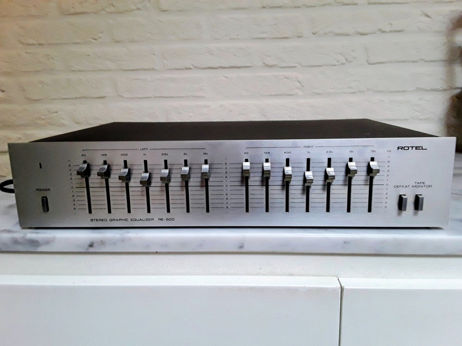 Equalizer ,, ROTEL,,, Ophalen