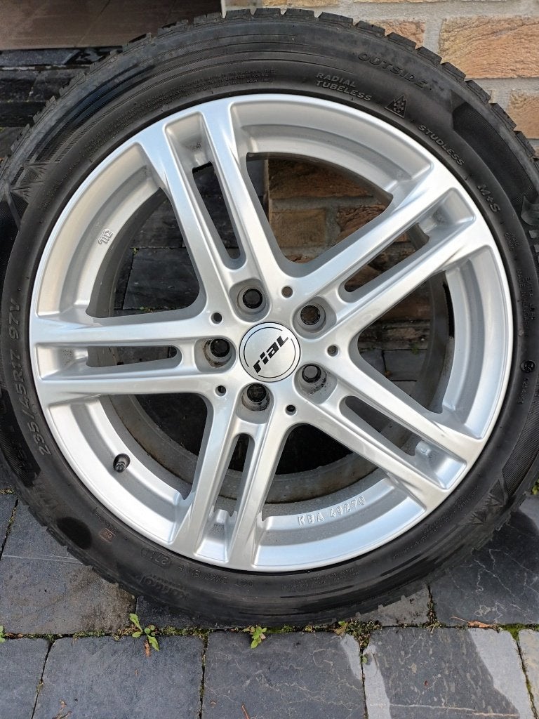 Te koop aluminium velgen met winterbanden (235/45R17 97V)., Ophalen, Gebruikt, Velg(en), 17 inch