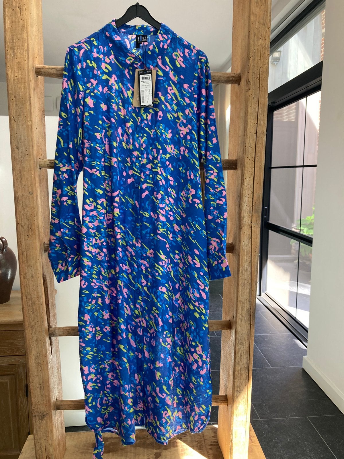 Nieuwe damesjurk. Vero Moda. Maat M., Ophalen of Verzenden, Nieuw, Maat 38/40 (M), Blauw