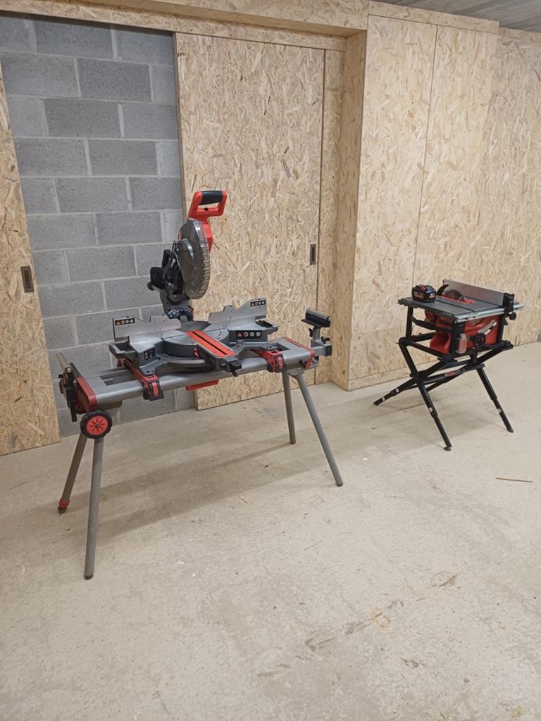 Scie radiale et scie table milwaukee., Bricolage & Construction