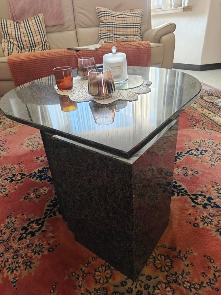 Zwarte marmeren salontafel + zuil., Huis en Inrichting, Ophalen